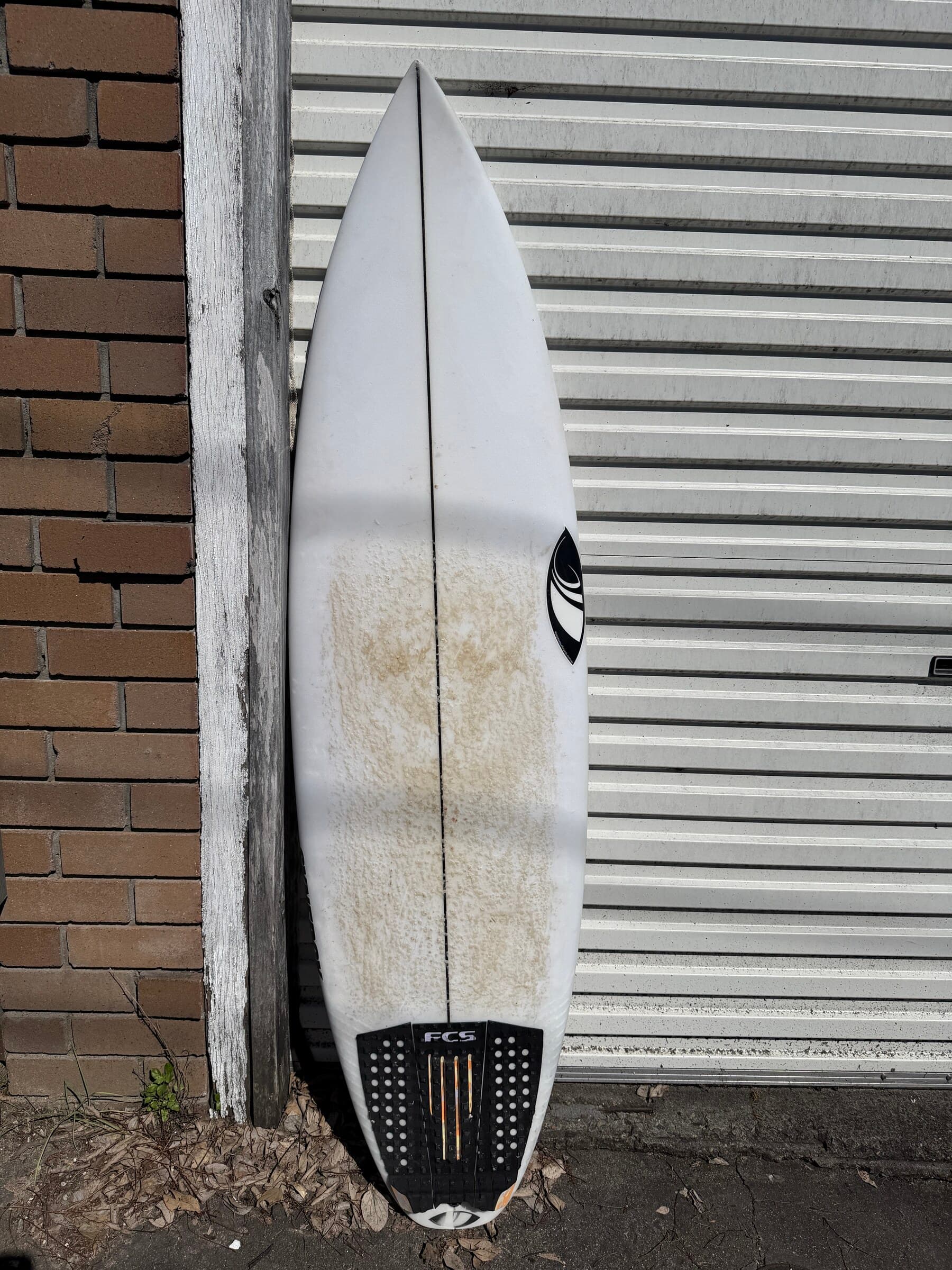 Sharpeye Synergy 6ft0 x 19 1/2 Surfboard - Good Cond