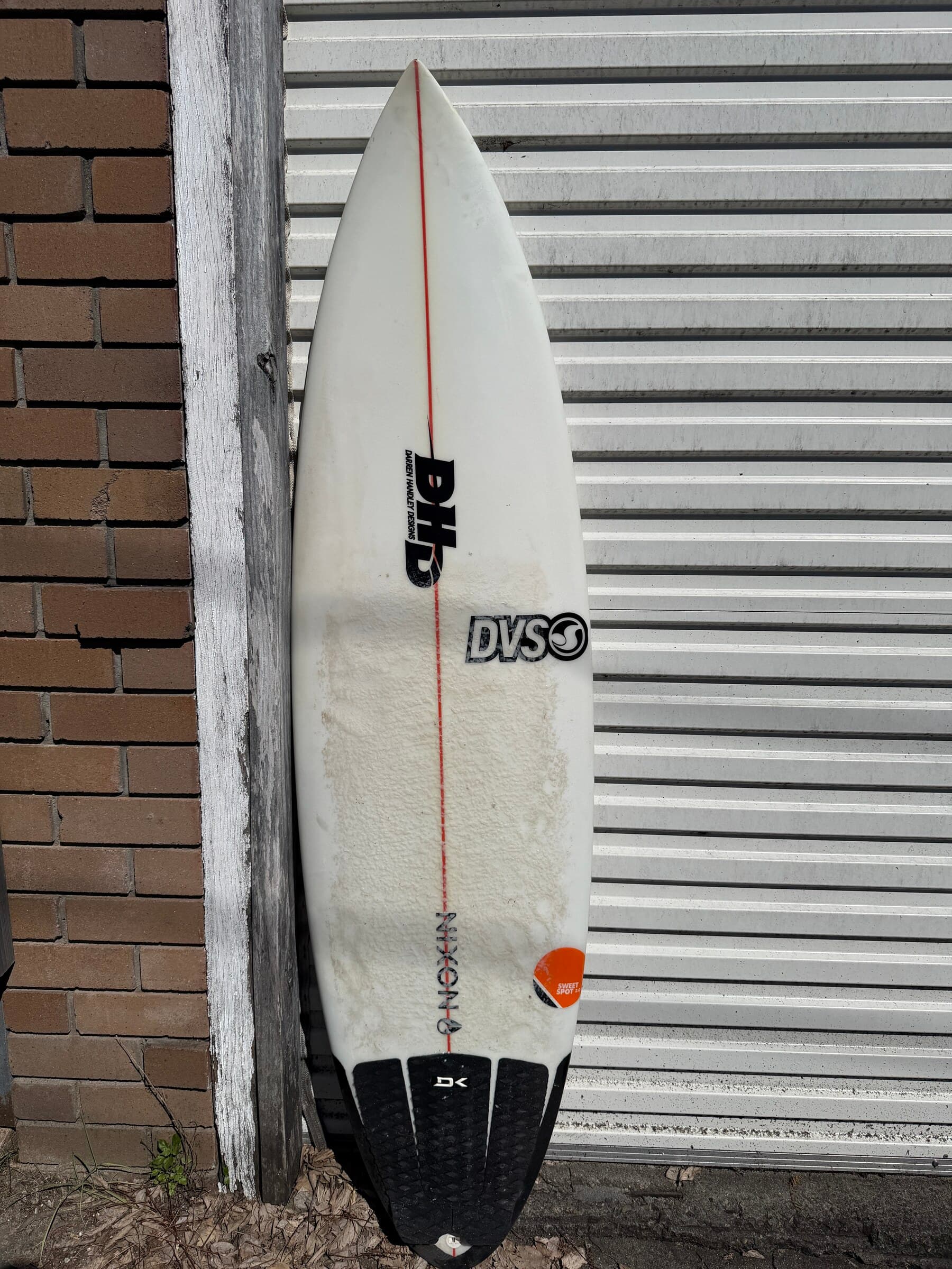 DHD Sweet Spot 2.0 6ft2 31.2L Custom Surfboard