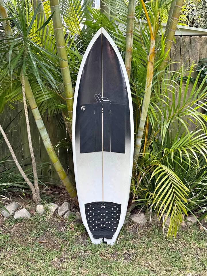 5’8” Performance Twin surfboard