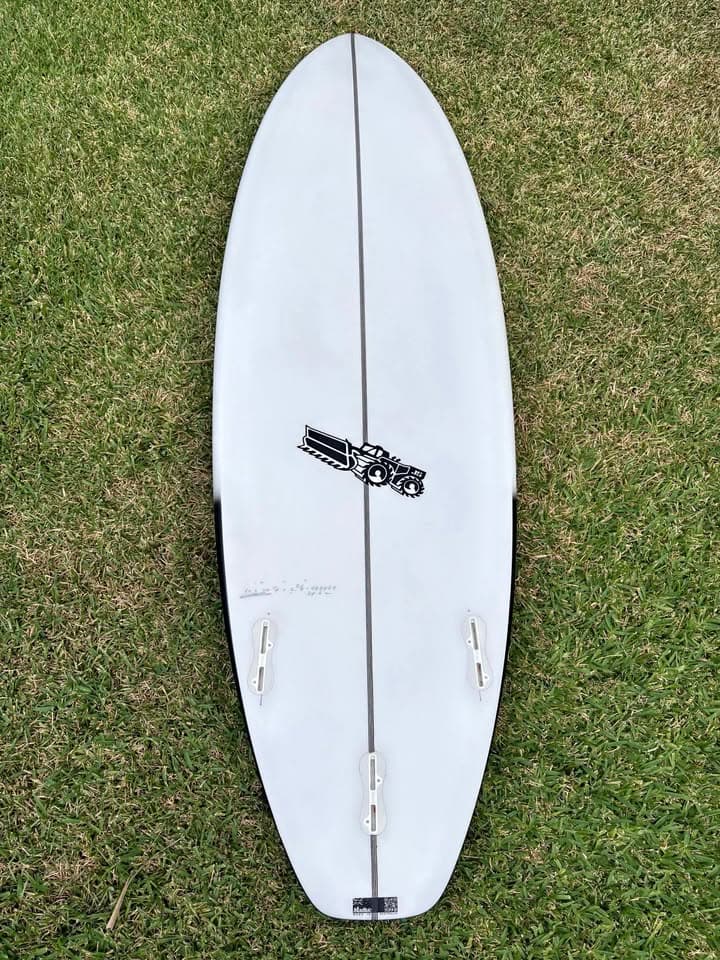 JS Xero Fusion surfboard — photo 1